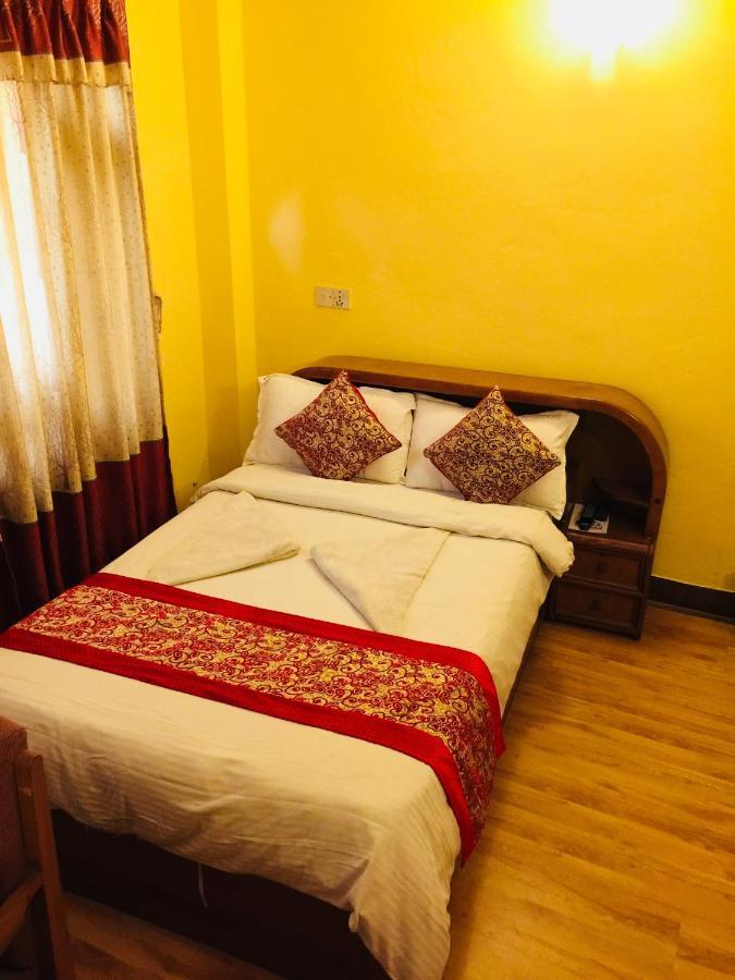 Hotel Green Orchid Катманду Экстерьер фото